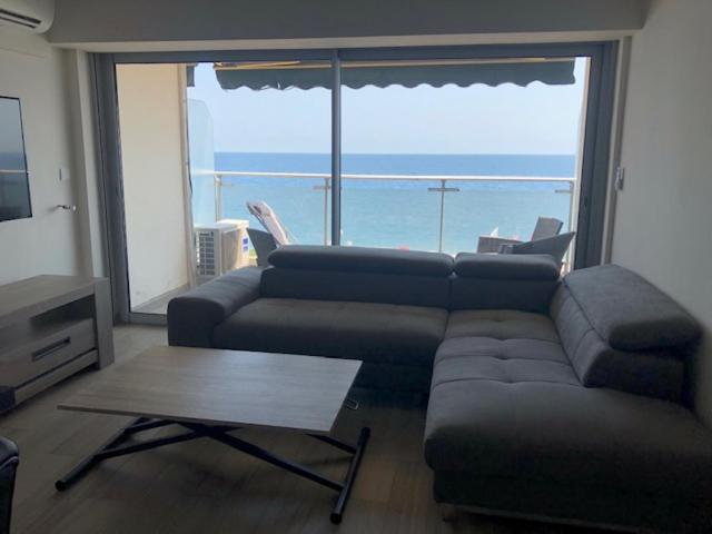 Eros Apartment Nice Luaran gambar